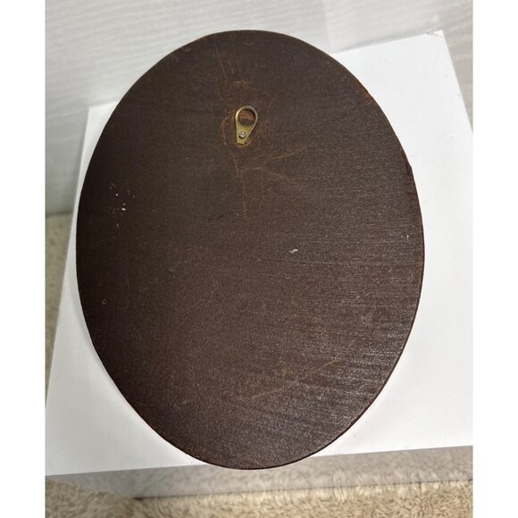 Vintage Mother Mary Gold Toned Carved Resin 3D Wall Plaque 7" - Picture 9 of 9